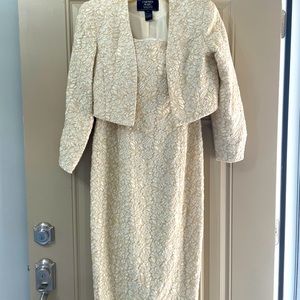 Carmen Marc Valvo long 2 piece evening dress